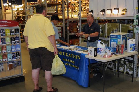 FEMA - 42144 - Mitigation Display at Home Supply Store