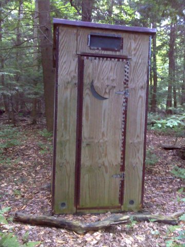 FLT M06 4.5, 0.2 mi on blue Marg Hinz - Marg Hinz Bivouac outhouse