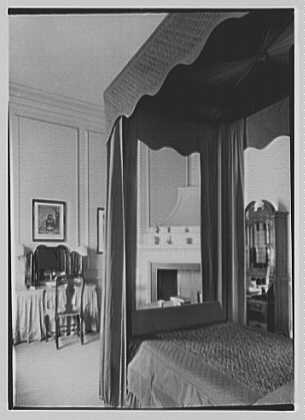Marshall Field, residence