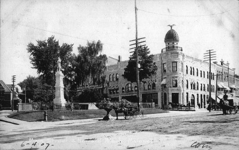MainStreetMaloneNy1907