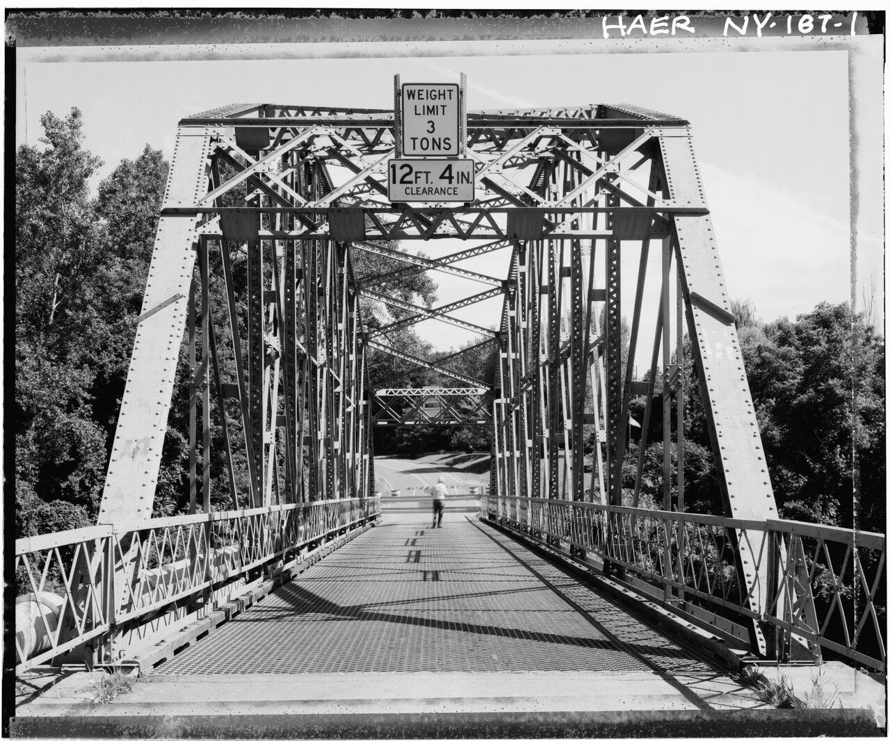 ELEVATION, SOUTHWEST PORTAL, VIEW TO NORTHEAST - Creager's Bridge, County Route 344, Cole Road, spanning Erie Canal