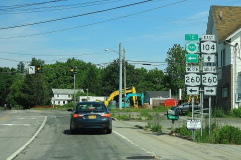 NY104 East - NY260 Signs