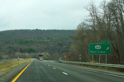 Int88wRoad-Exit3-NY369sign