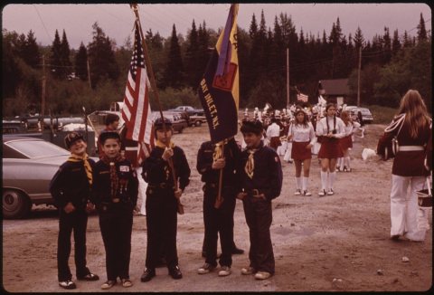 BOY SCOUT TROOPS READY FOR MEMORIAL DAY PARADE AT THE LITTLE TOWN OF INLET NEAR THE FULTON CHAIN LAKES