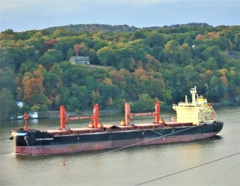 Tanker Astra Perseus on the Hudson River