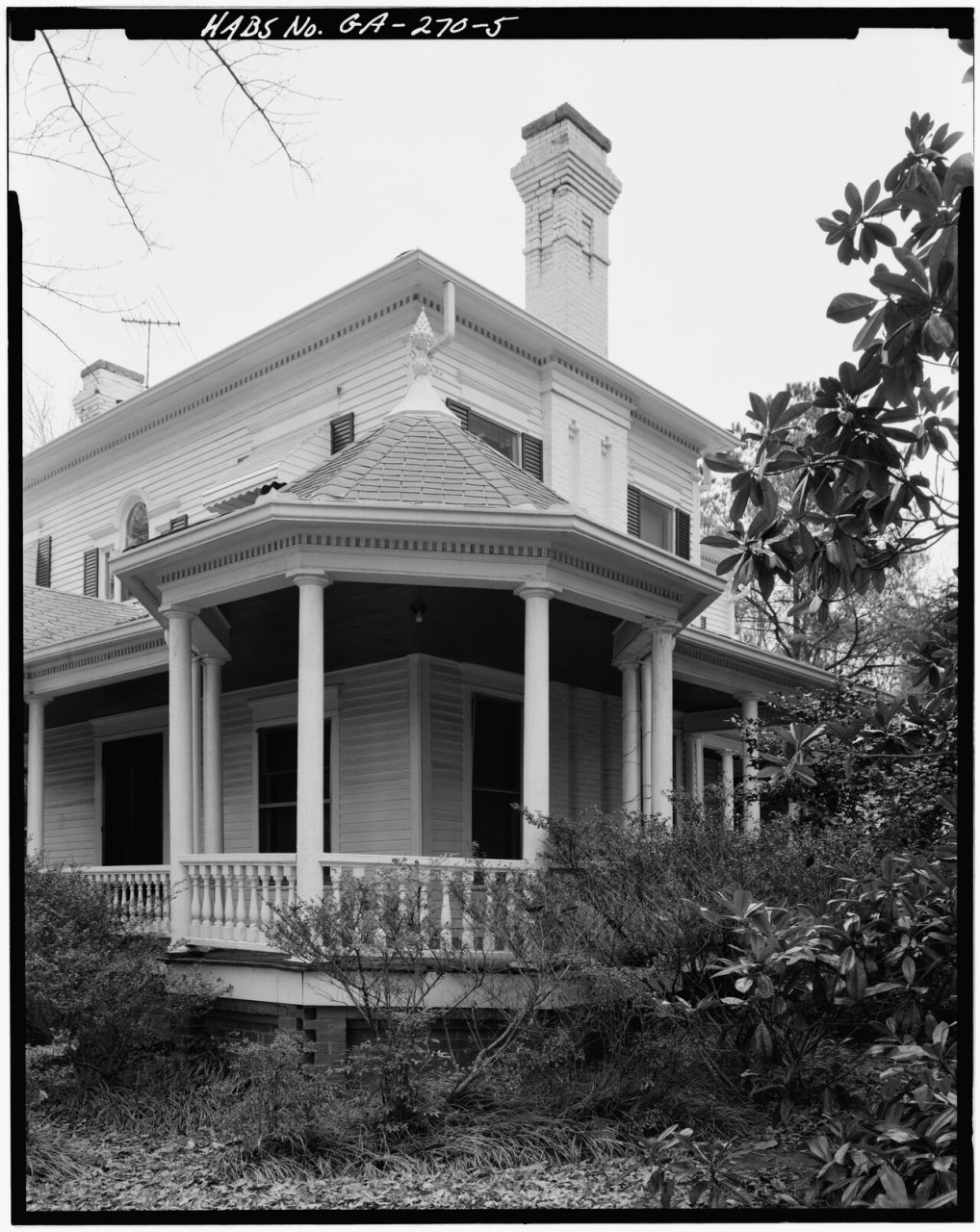 DETAIL, CUPOLA AT SOUTHWEST CORNER - Lowe-Turner House, 88 Keys Ferry Street
