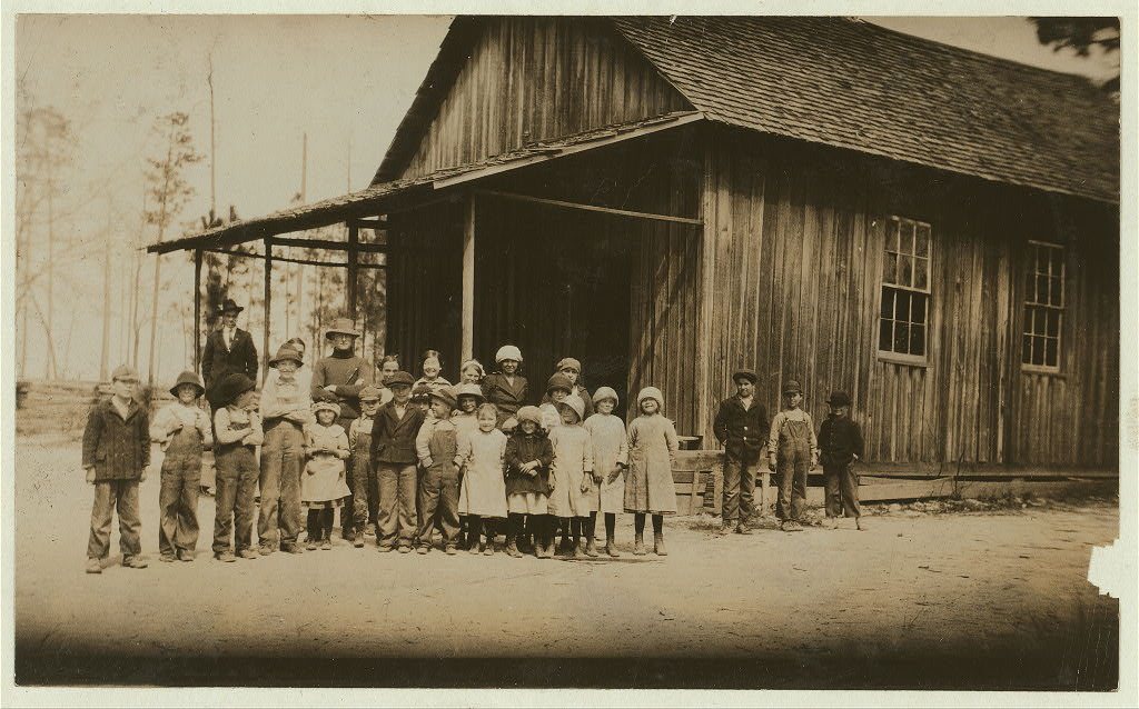 The Browning school near Dublin. Small number of pupils very poorly housed. Location: Dublin [vicinity], Georgia