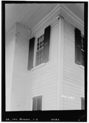 Historic American Buildings Survey L. D. Andrew, Photographer Aug. 12, 1936 VIEW OF SOUTHEAST CORNER UNDER PORTICO - Bi…