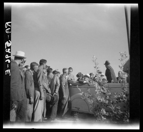 President Roosevelt greeted by workers on stock water dam near Mandan, North Dakota