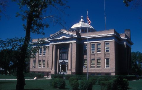 SARGENT COUNTY COURTHOUSE