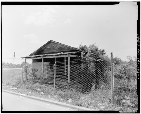Front facade, looking south - 400 1-2 Dix Street (House), La Grange, Troup County, GA