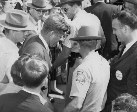 John F. Kennedy campaigns in LaGrange, Georgia 1960 (cropped1)