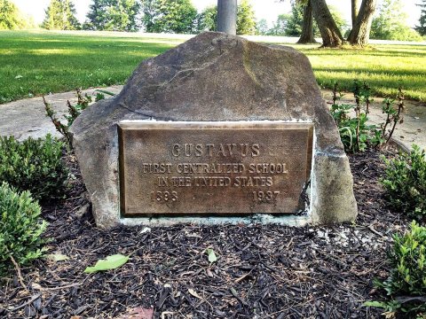 Gustavus Center Historic District Gustavus School