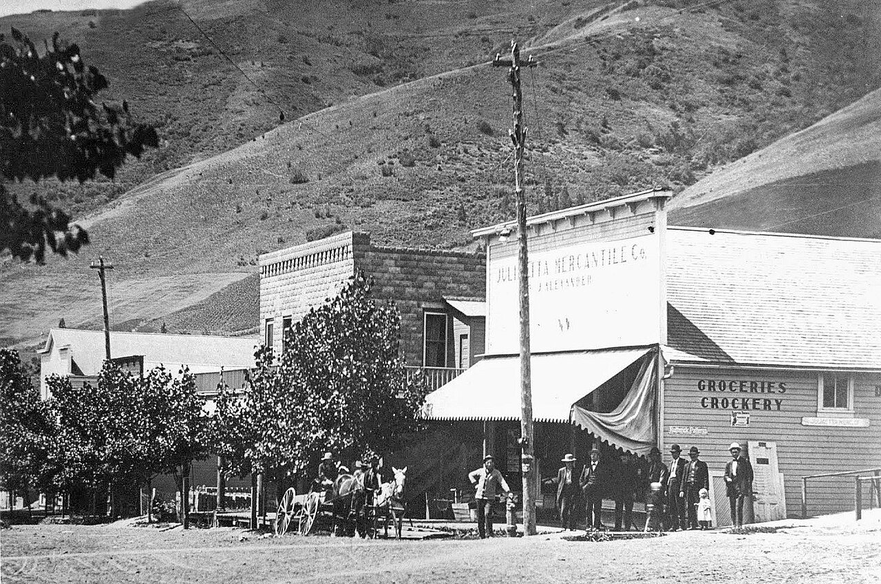 Juliaetta, Idaho (circa 1900-1910)