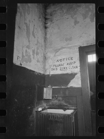 Common hallway sink in old schoolhouse