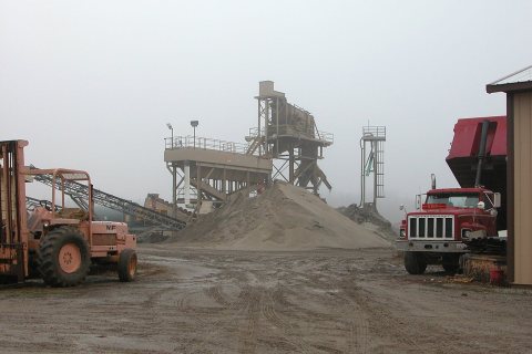 2003-11-27 Entrance to a mining operation in Pioneer
