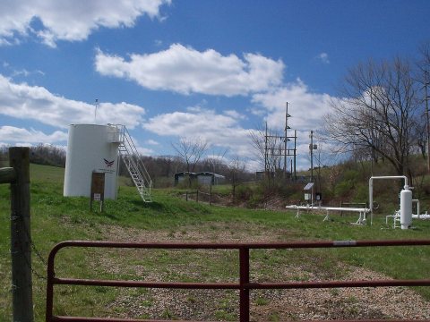 Oilfield infrastructure south of Hopedale, Ohio