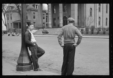 Street scene, Sunday afternoon