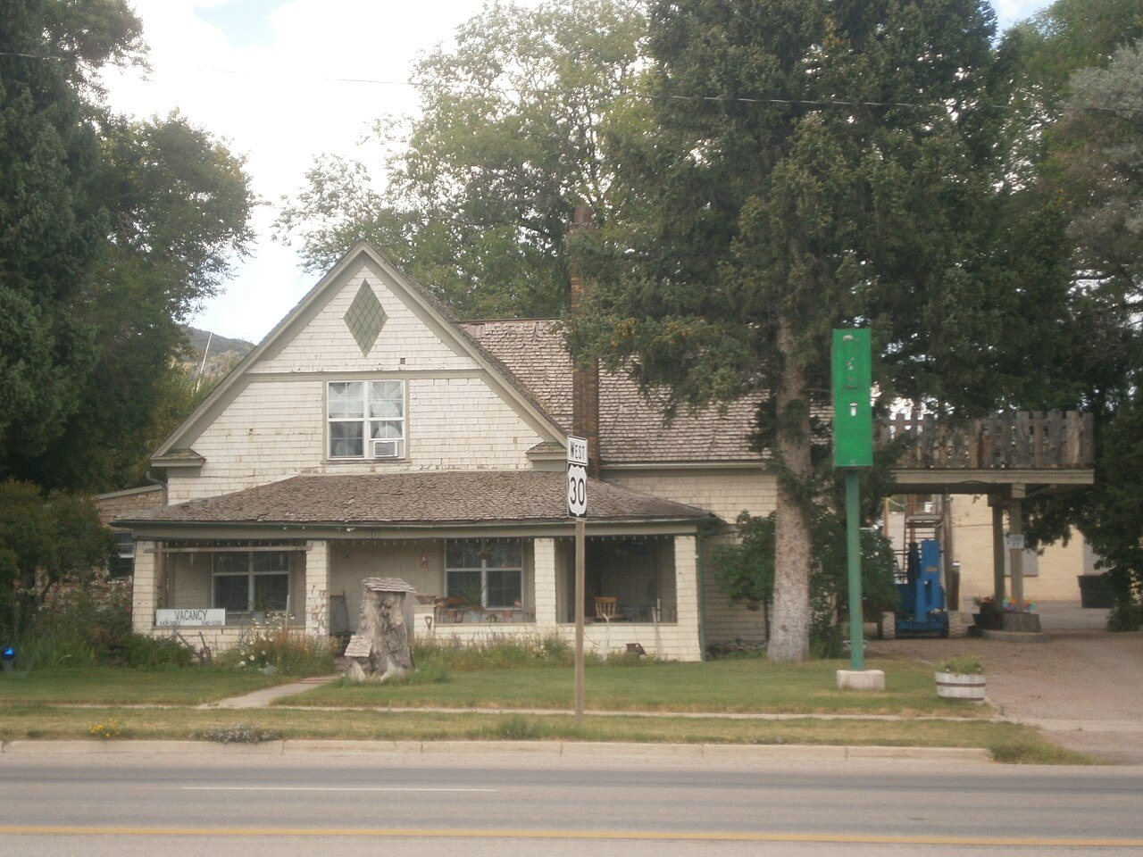 Edgar Walter Largilliere Sr. House