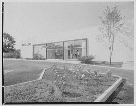 Best & Co., business in Abington, Pennsylvania. LOC gsc.5a25240