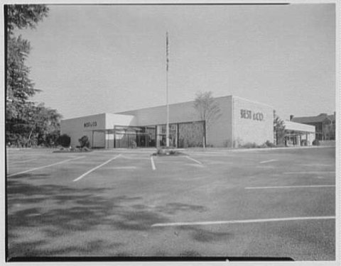 Best & Co., business in Abington, Pennsylvania. LOC gsc.5a25241