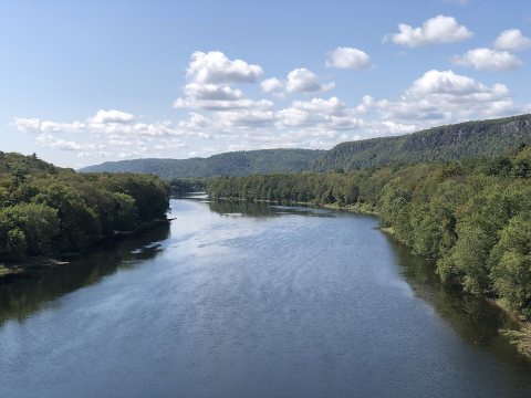2024-09-20 12 17 13 View down the Delaware River from US 206 (Milford-Montague Bridge) in the Delaware Water Gap Nation…