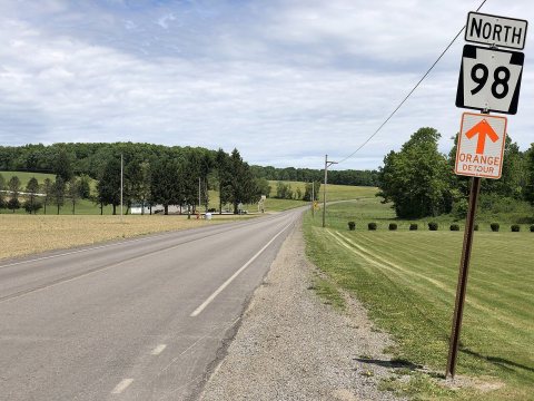 2022-06-05 12 09 00 View north along Pennsylvania State Route 98 at West Road in Cussewago Township, Crawford County, P…