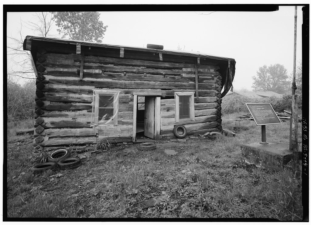 Thomas Gaddis House, 300 yards east of old U.S. Route 119 near intersection of Route 859, Uniontown