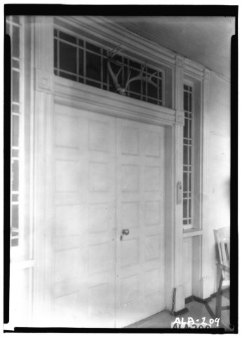 CLOSE-UP REAR DOOR (NORTH) - Boligee Hill, Near U.S. Highway 11, Eutaw, Greene County, AL HABS ALA,32-EUTA.V,1-10