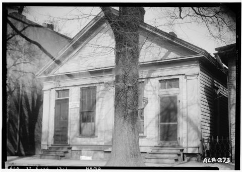 EAST ELEVATION (FRONT) - Old Law Office, Main Street, Eutaw, Greene County, AL HABS ALA,32-EUTA,13-1