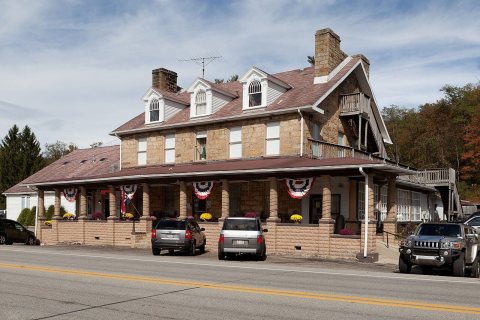 Fayette Springs Hotel
