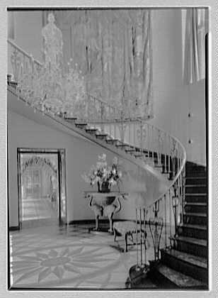 M.M. Van Beuren, residence