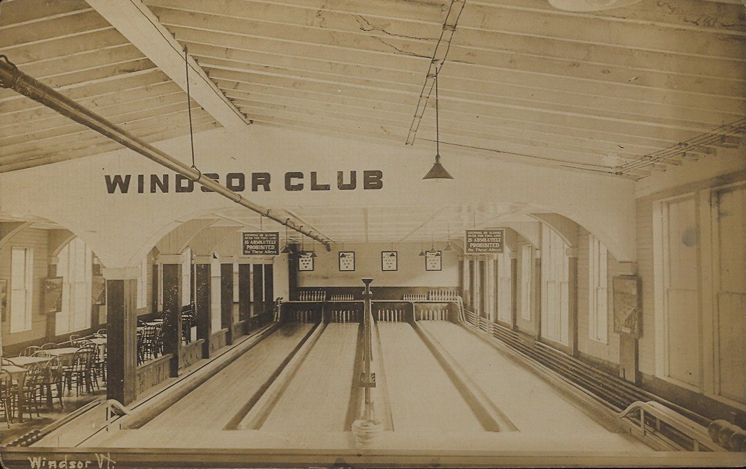 PostcardWindsorVTWindsorClubBowlingLanesCirca1910