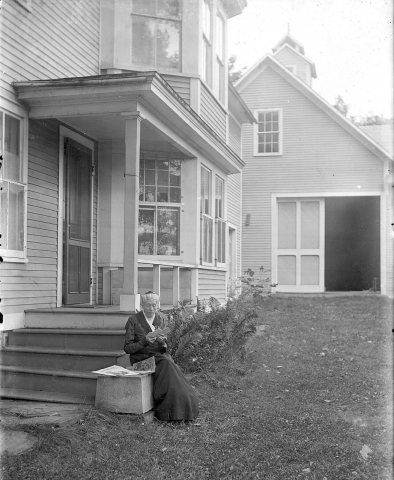 Dr. Laura M. Plantz