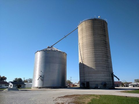 Gifford, IL silo and grain elevator