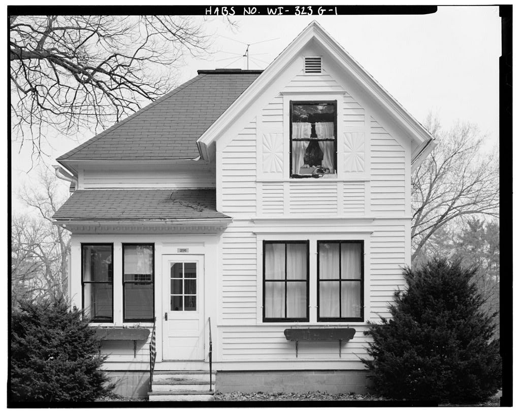 Wisconsin Home for Veterans, 216 Bragg Avenue (House)
