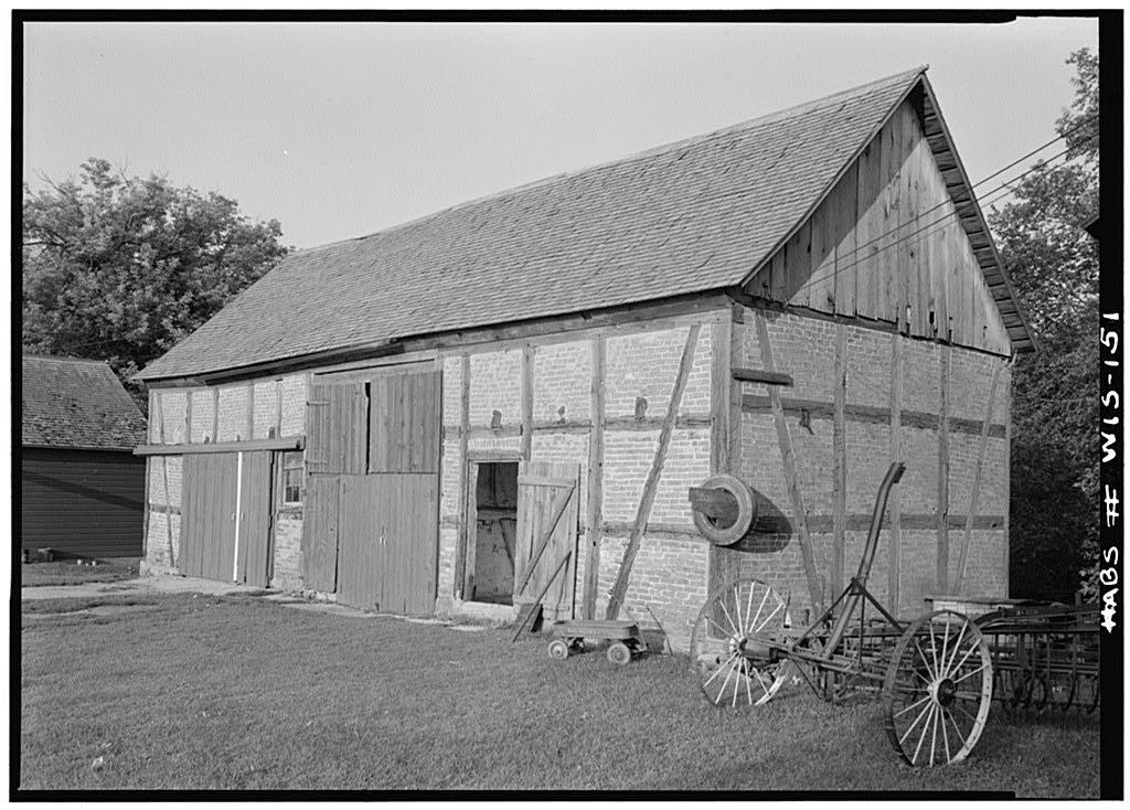 Kuenzi Barn, County Trunk EM, Watertown, Jefferson County, WI