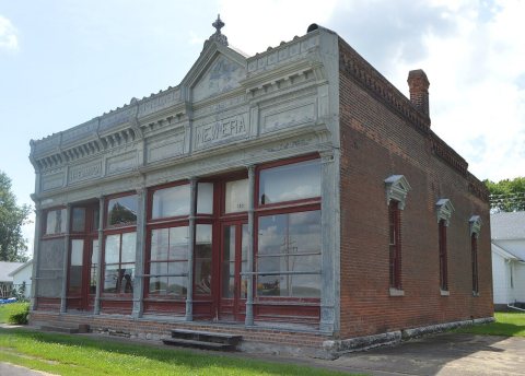 Golden Exchange Bank