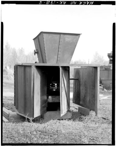OBLIQUE END VIEW SHOWING GRILLE BELOW EXHAUST PORT, LOOKING EAST - Eska Coal Mine, Jeffery Fan-Blower Unit, Wishbone Hi…