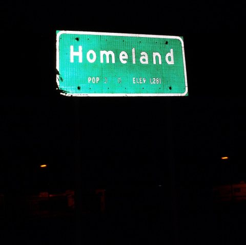 Homeland, California city-limit-sign