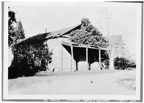 Victorene Compere Store, Main Street