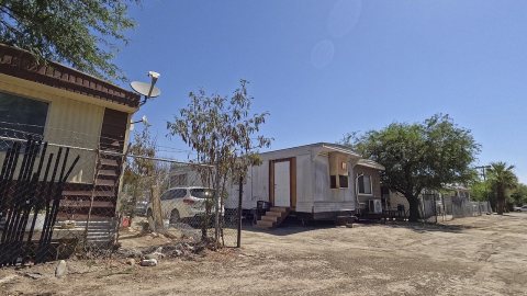 Oasis Mobile Homes in Thermal, CA, on June 29, 2022 (20220629-RD-LSC-0301)