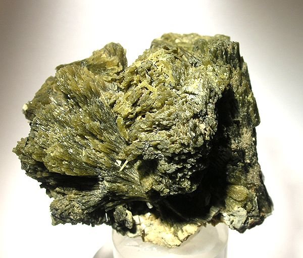 Epidote-ib55a