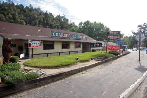 Coarsegold Market 2011