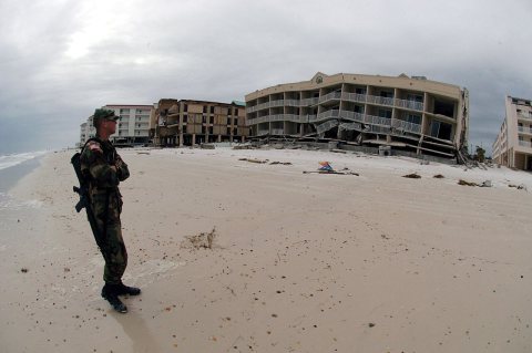 FEMA - 11046 - Photograph by Jocelyn Augustino taken on 09-22-2004 in Alabama