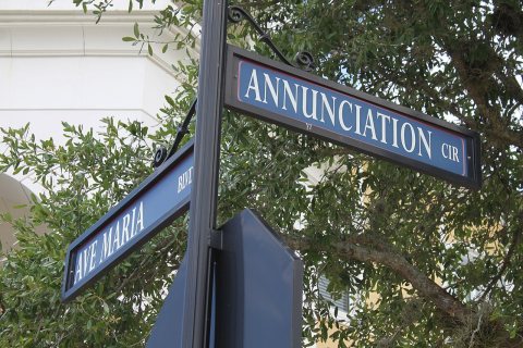 Street names in
