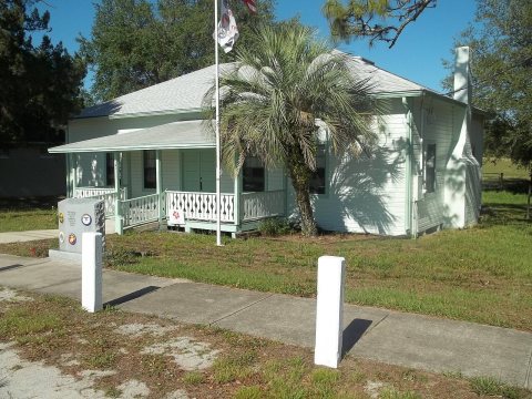 FL Geneva Community Center01