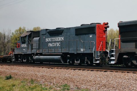 Southern Pacific SP 4814 (GP38-2)