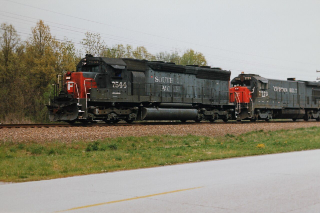 Southern Pacific SP 7544 (SD45-2)