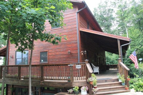 Bear Rock Ridge Bed and Breakfast